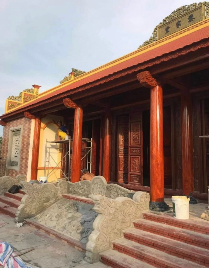 Sơn giả gỗ nhà thờ